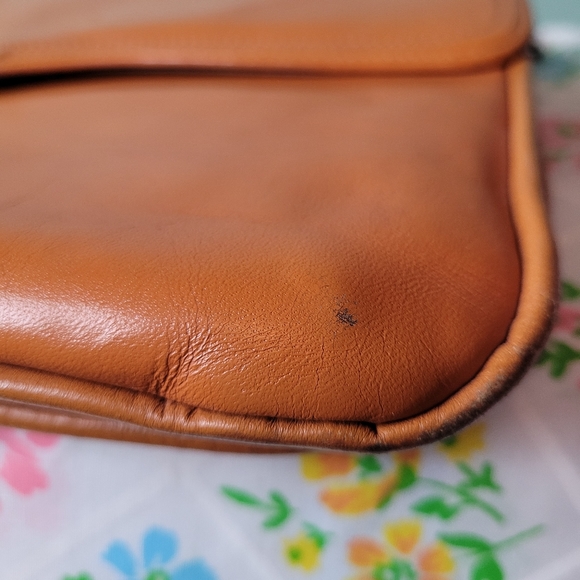 Mastercraft tan flap bag 1970s retro envelope clutch bag - Picture 9 of 16